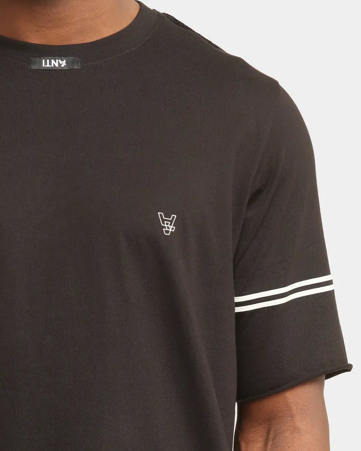 The Anti Order Symmetry T-shirt in black/grey
