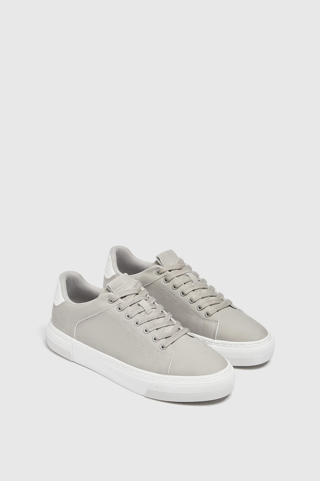 Pull&Bear casual trainers in white