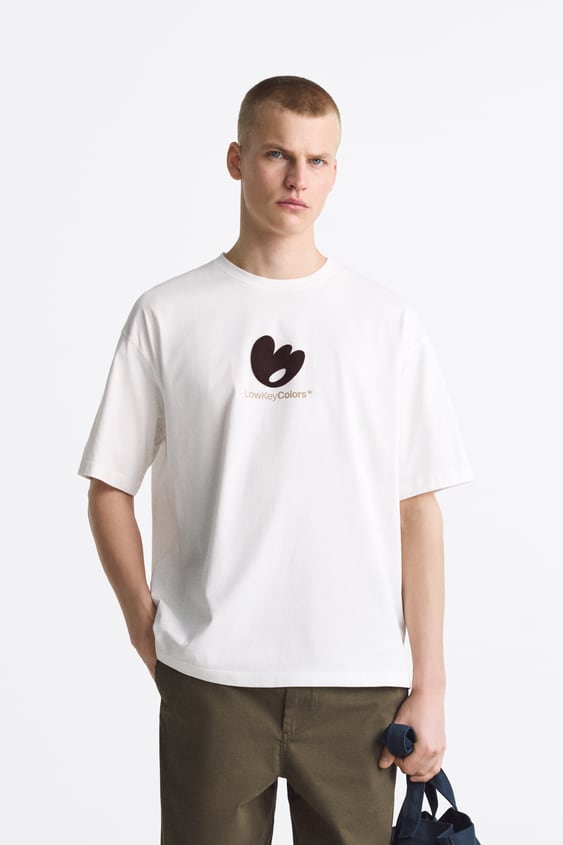 ZARA CONTRAST PRINTED T-SHIRT IN OYSTER WHITE