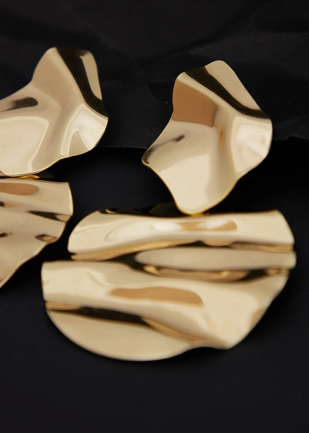 Good Abstract Disc Statement Earrings