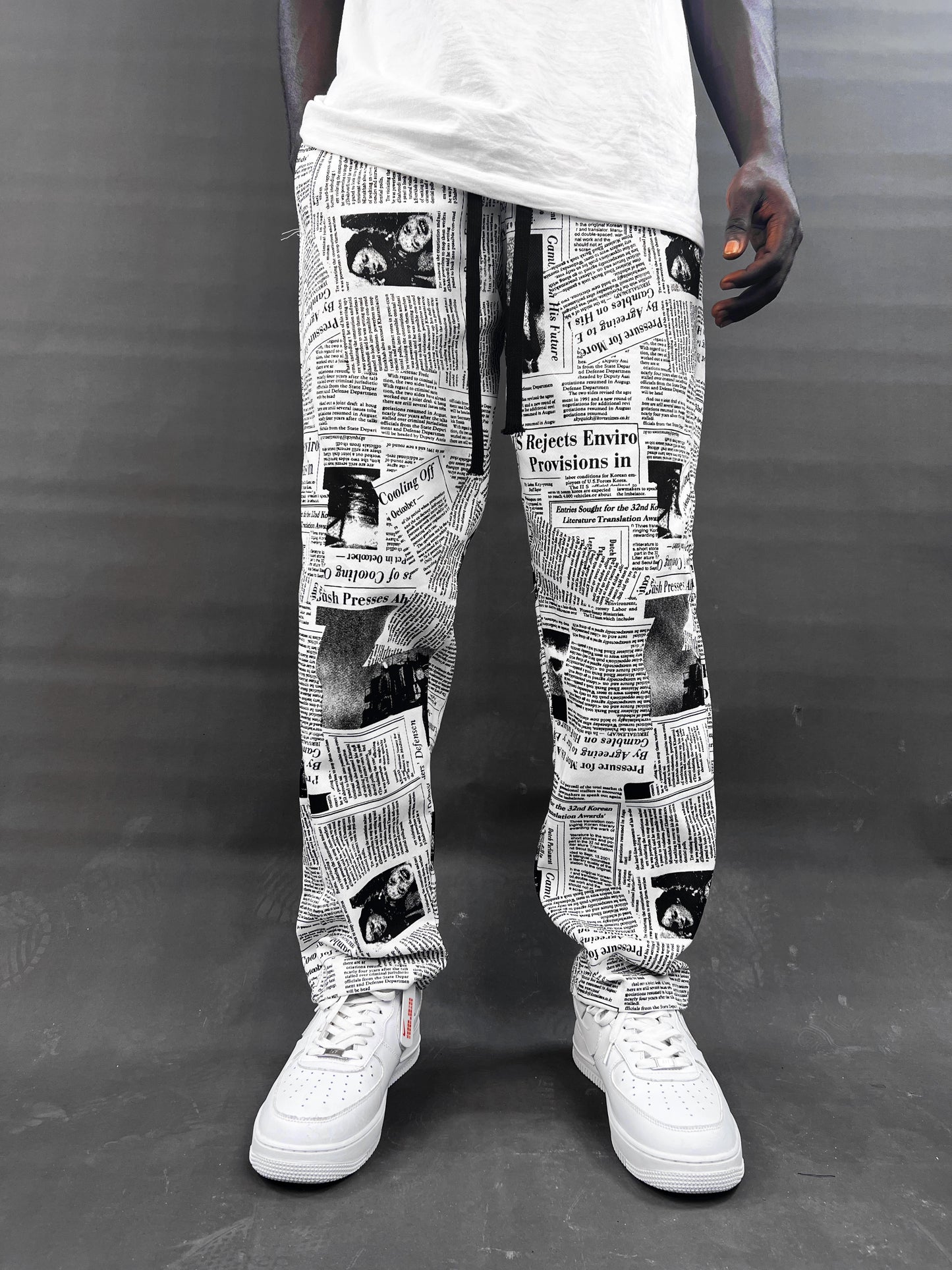 Garm island newspaper print trousers – Garmisland