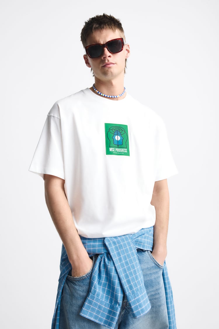 ZARA T-SHIRT WITH CONTRAST PATCH IN WHITE