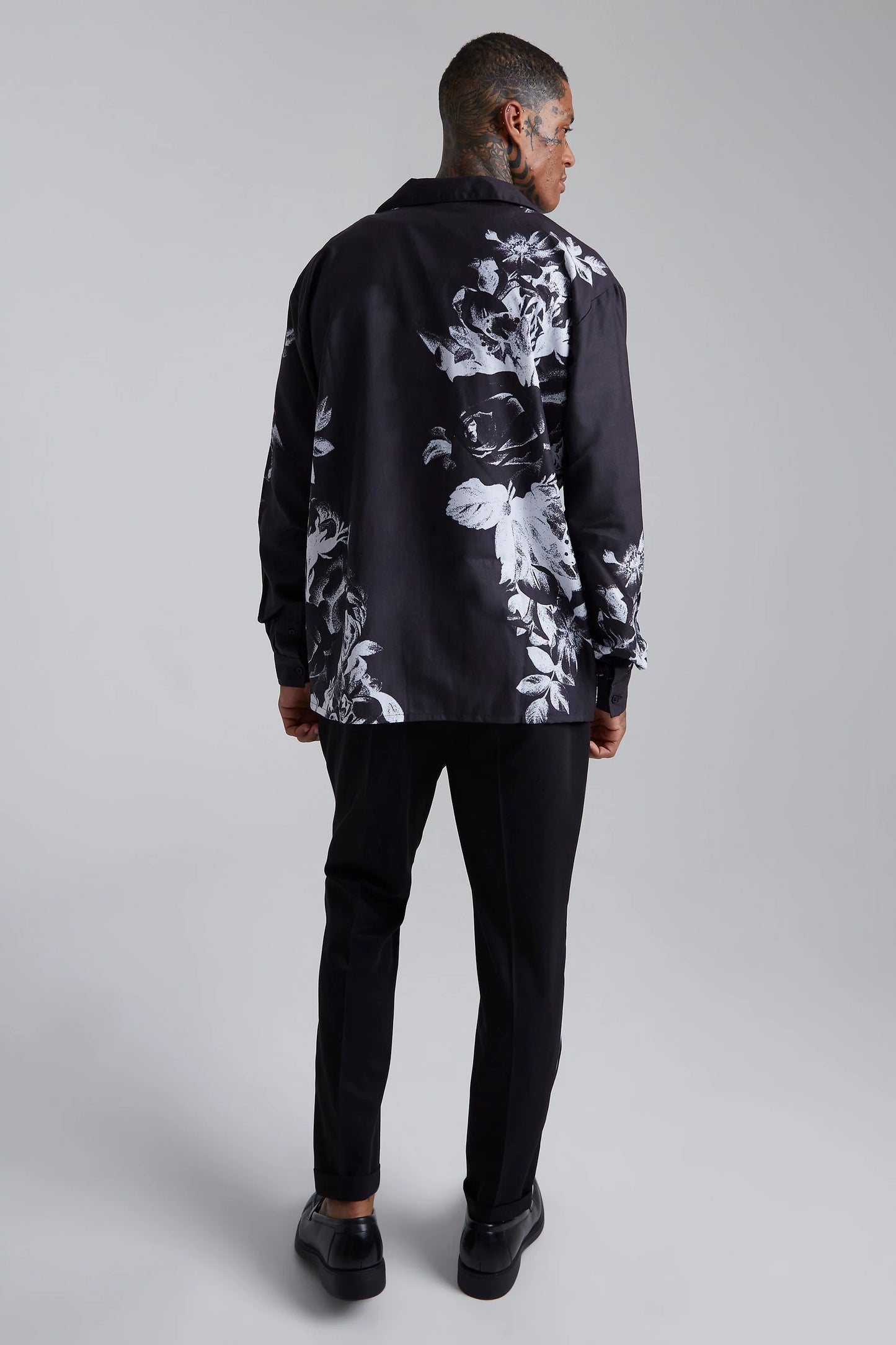 BOOHOOMAN LONG SLEEVE OVERSIZED FLORAL PRINT SHIRT IN BLACK