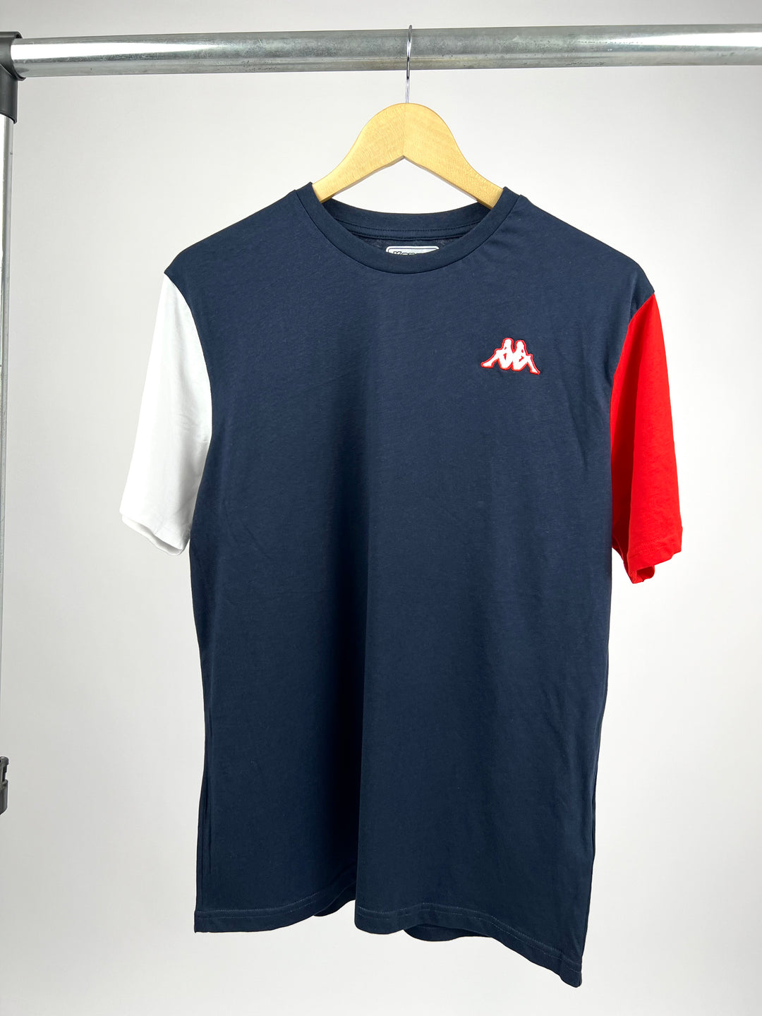 Kappa Contrast T-shirt in navy