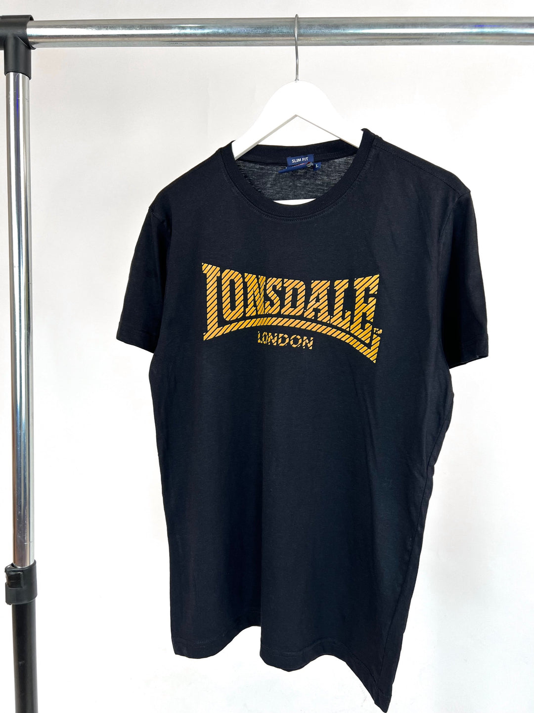 Lonsdale Neon Print T-shirt in blue