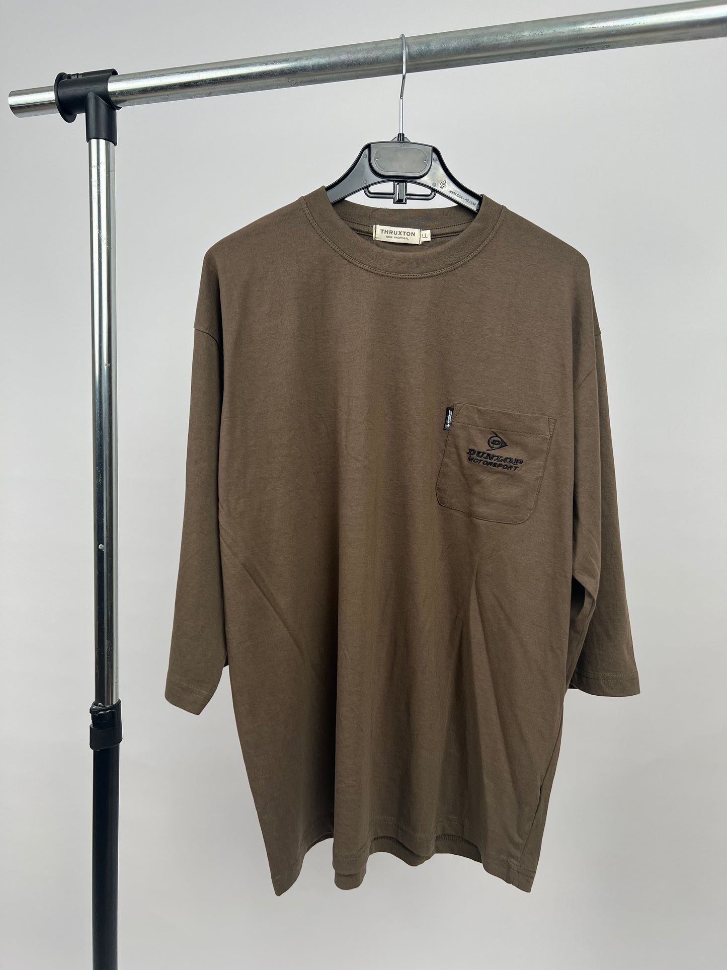 Dunlop quarter sleeve pocket T-shirt in brown