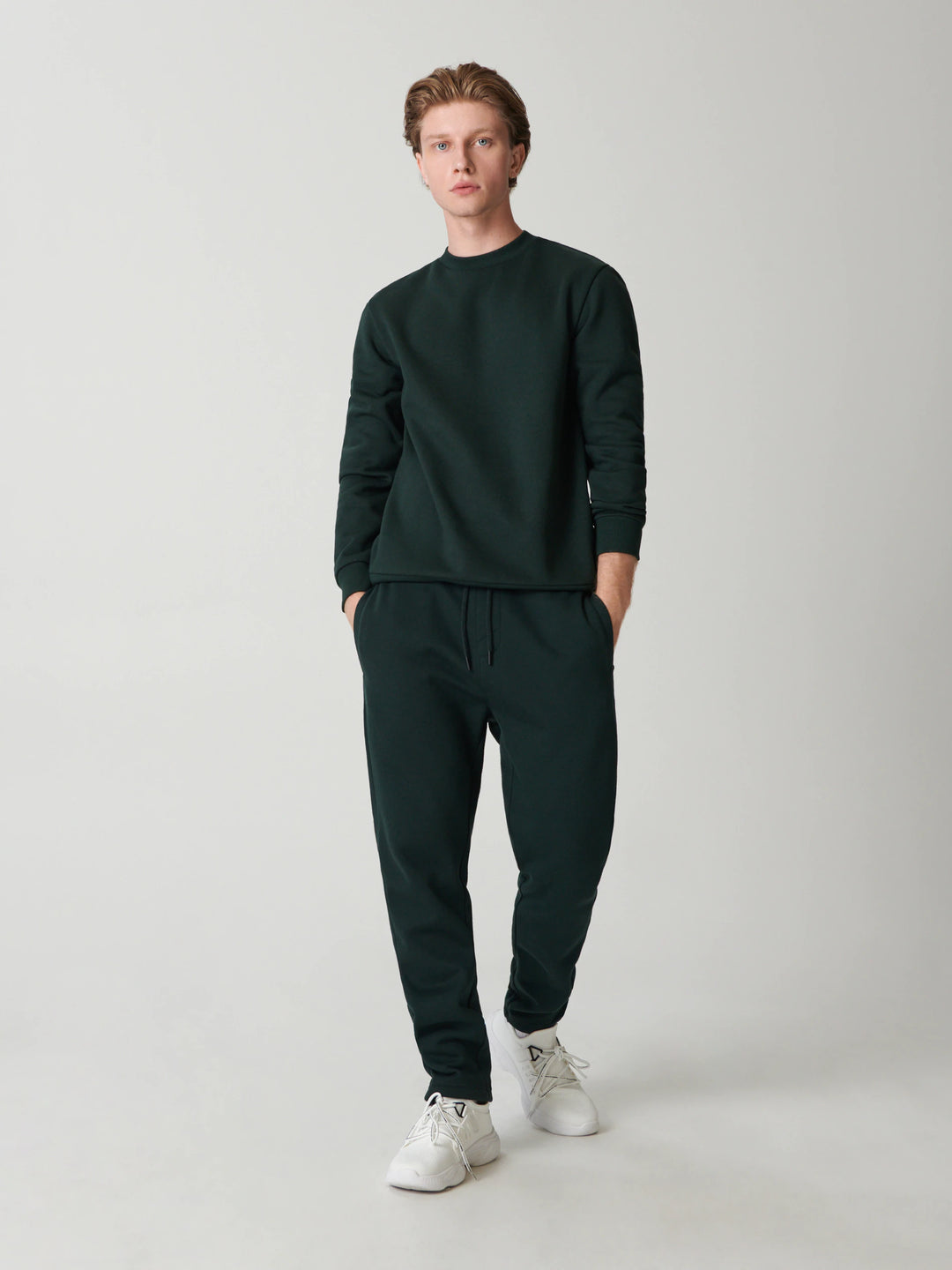 Sinsay Jogger pants in green