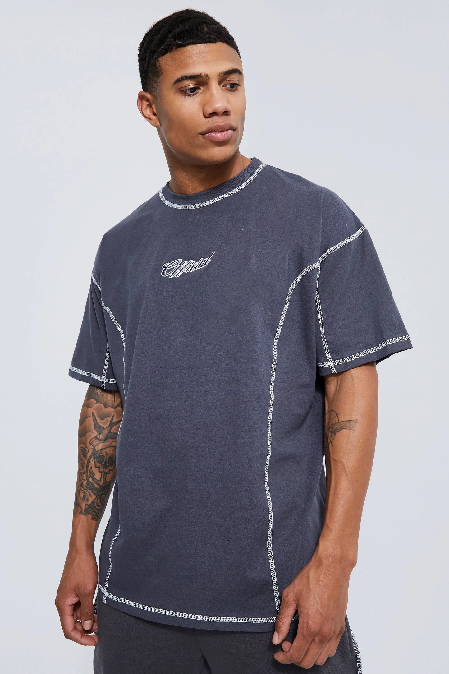 BOOHOOMAN OFFICIAL OVERSIZED CONTRAST STITCH T-SHIRT DARK GREY