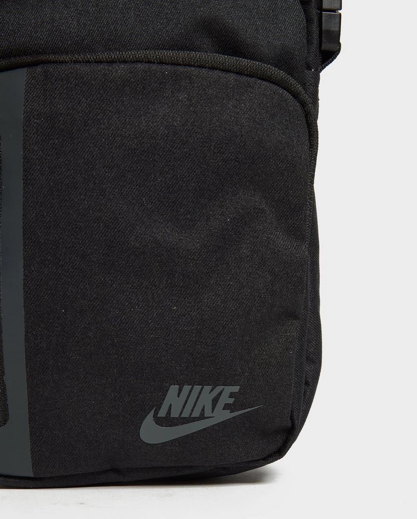 Nike Heritage Cross Body Bag Garmisland