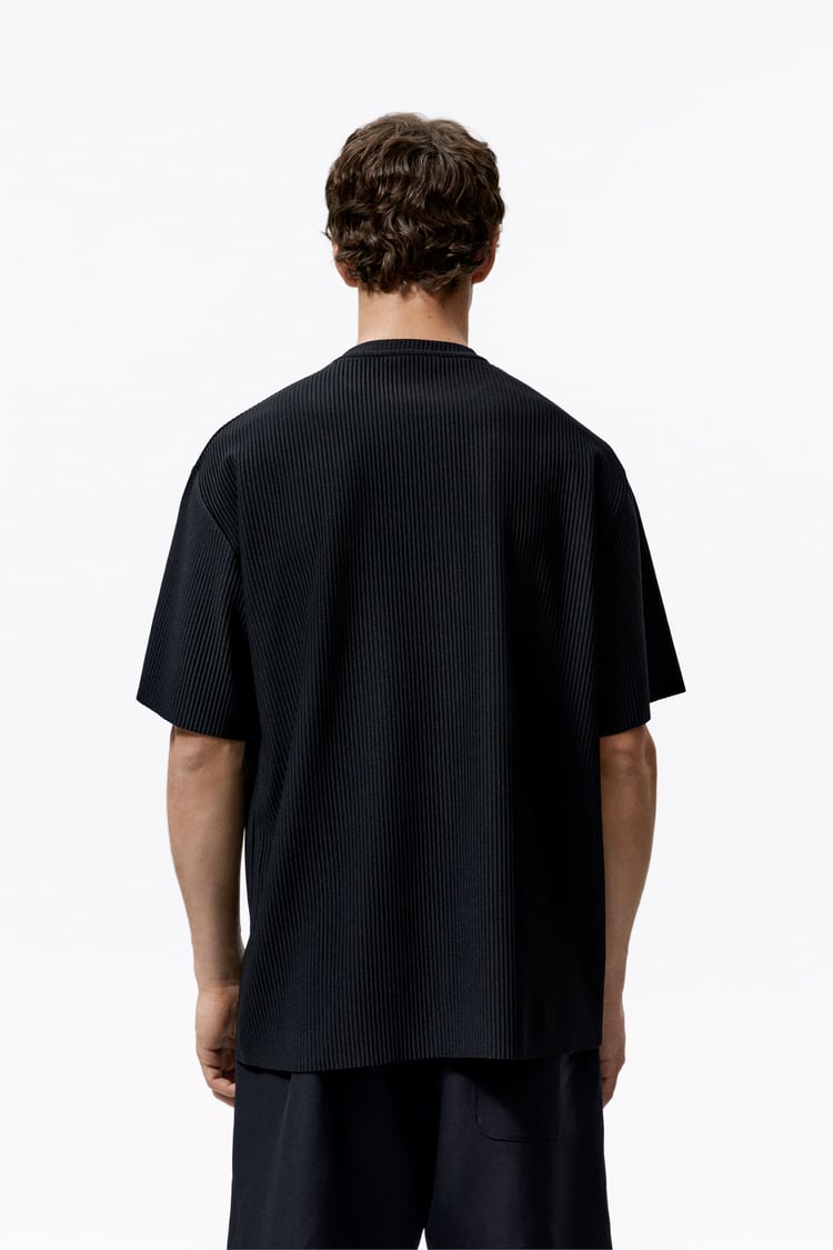 ZARA PLEATED T-SHIRT IN BLACK