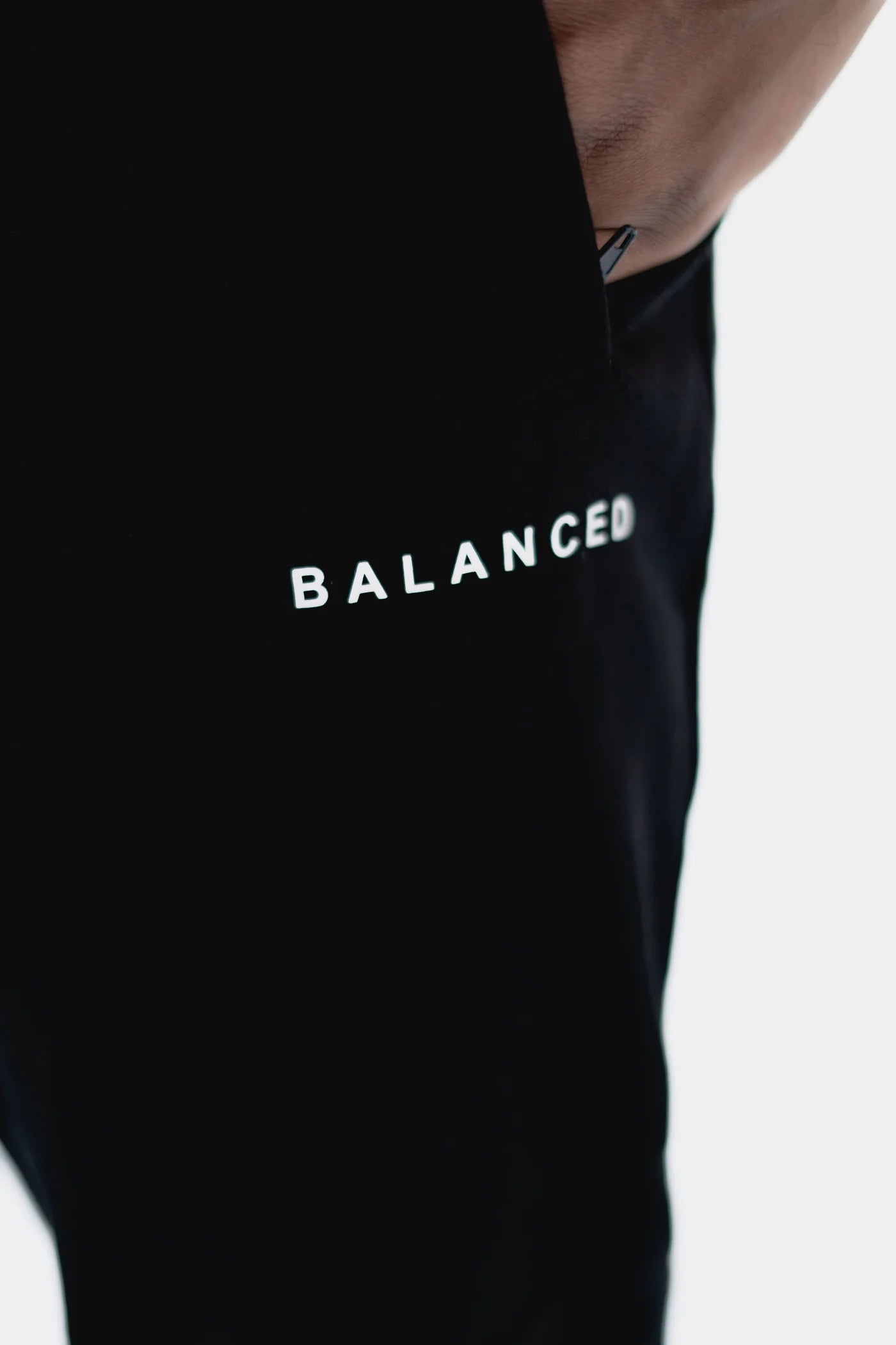 Balanced Aspire Jogger pants in black
