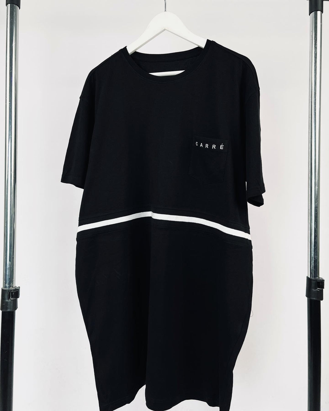 Carré pocket T-shirt in black