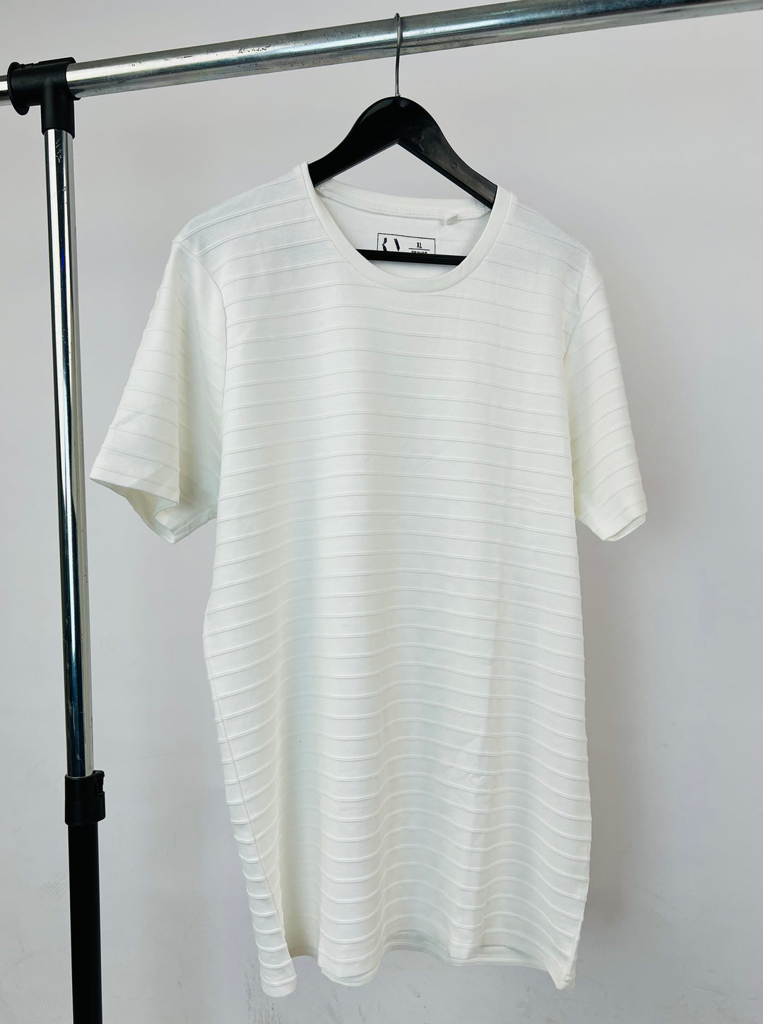 Renuar Textured T-shirt in white