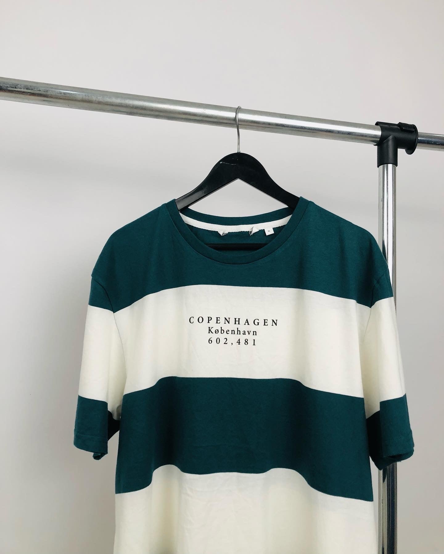 Copenhagen Bar Striped T-shirt in green