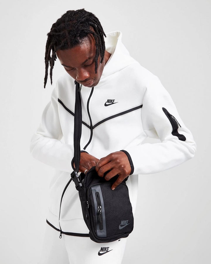 Nike Heritage Cross Body Bag