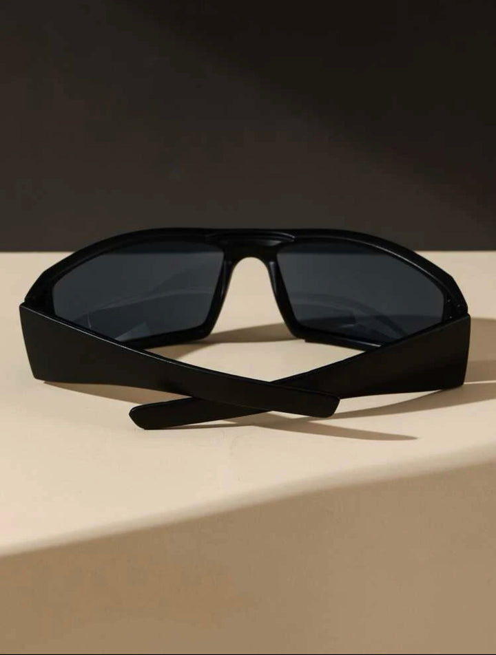 Full Wrap-Around Glasses