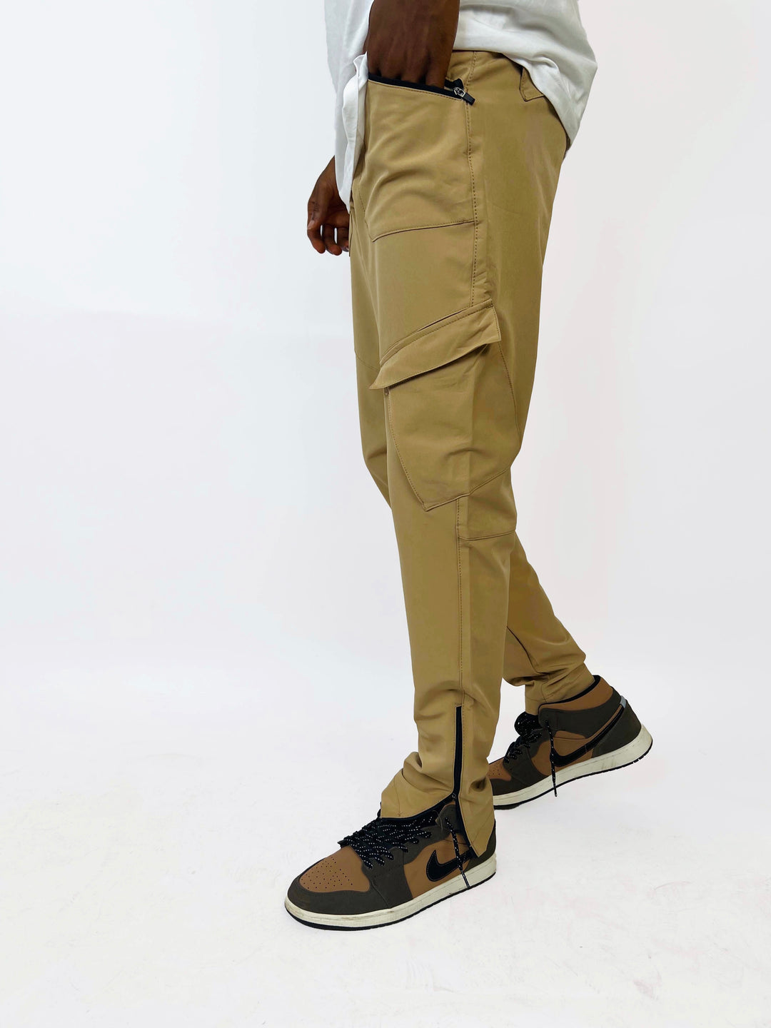 157 Tapered Technical Viscose Cargo in Brown