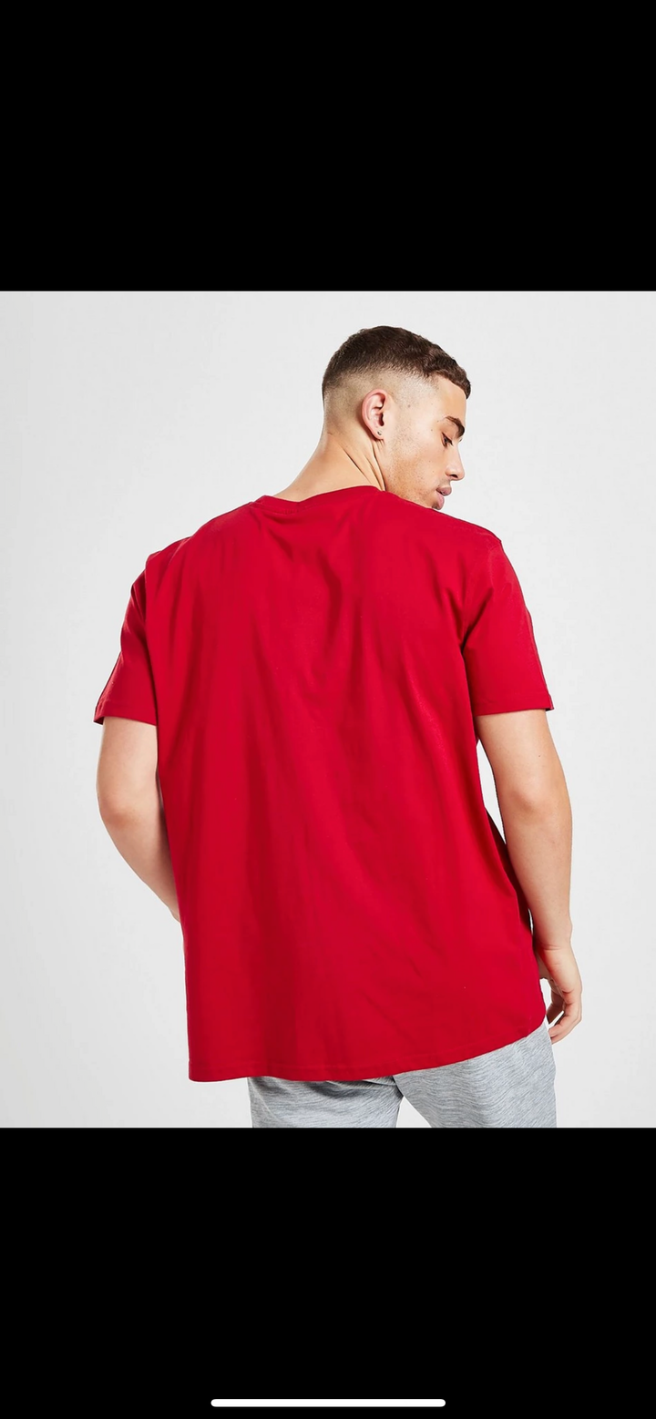 McKenzie Essential T-shirt in Chilli Red