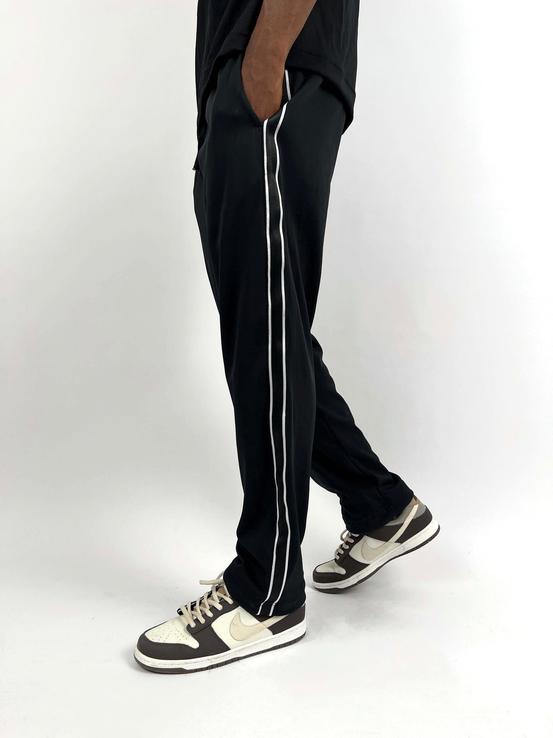 Garm Island Tape Tricot pants in black