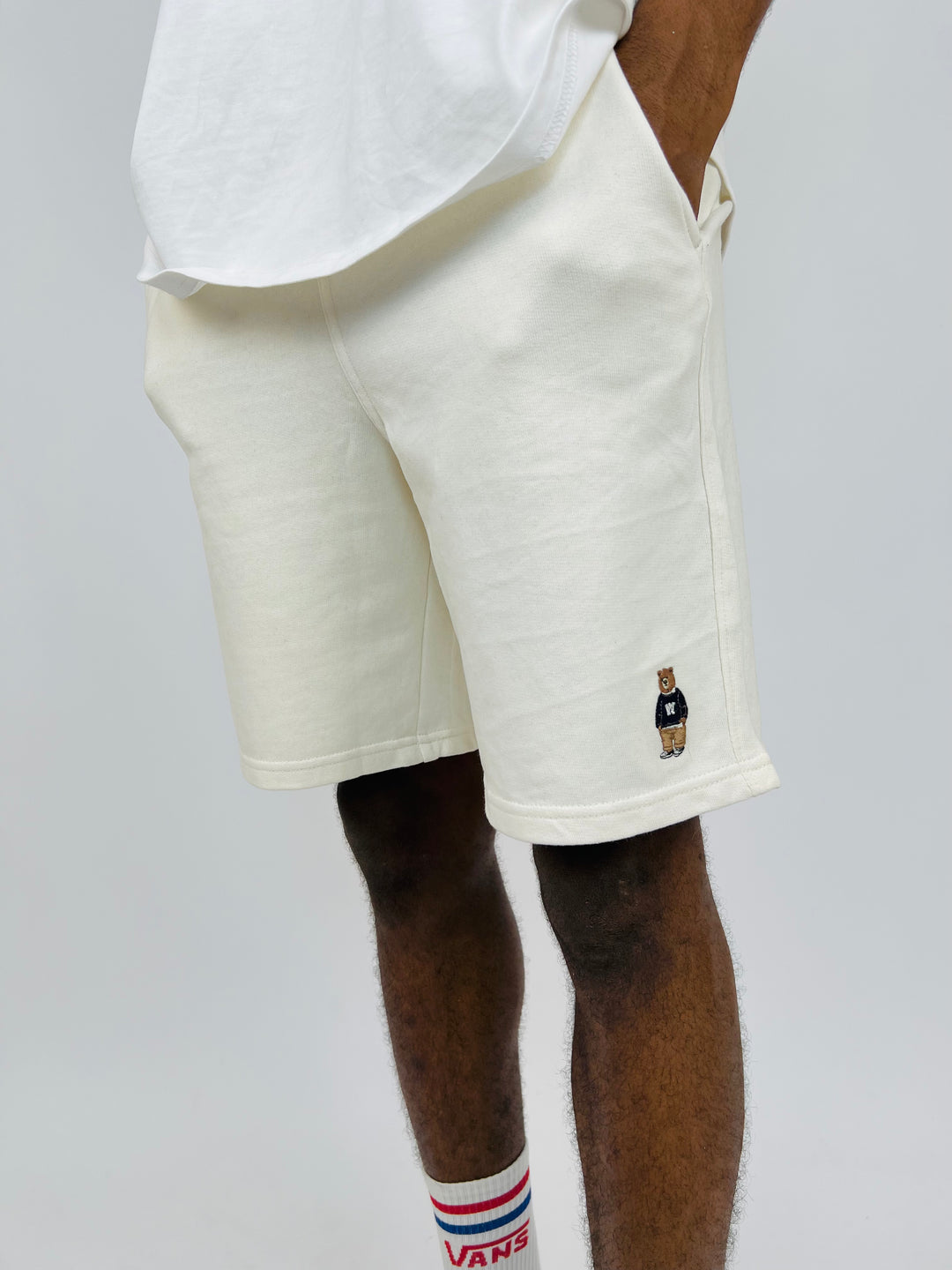 Spao WHO.A.U Bear shorts in cream