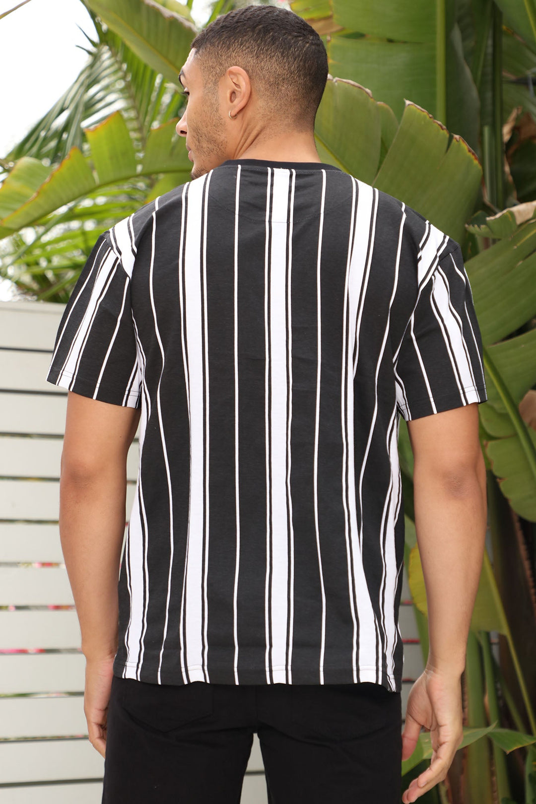 Novamen stripe t-shirt in black