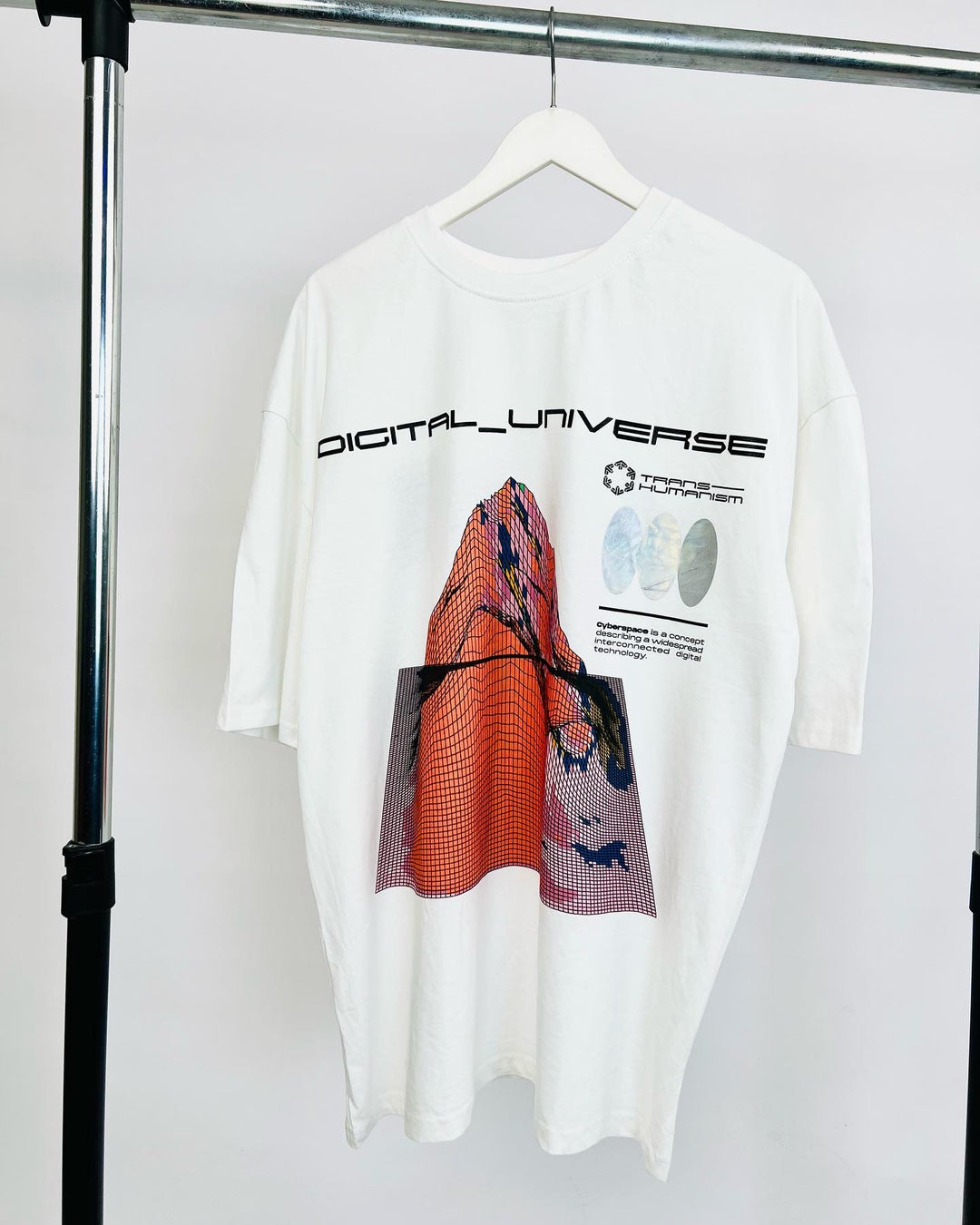 C&A Digital Universe Graphic T-shirt in white