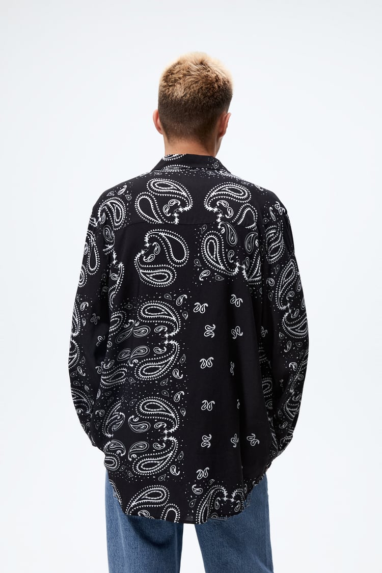 Zara bandana print shirt in black Garmisland