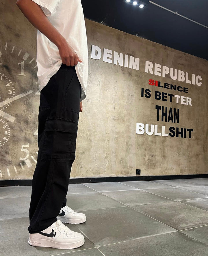 Denim republic cargo pants in black