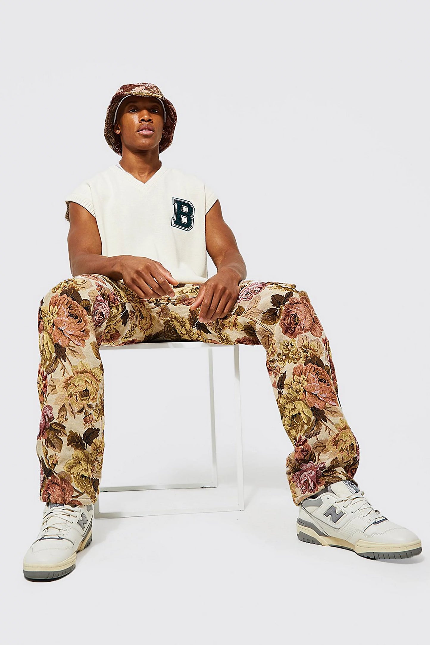 BOOHOOMAN RELAXED FIT FLORAL TAPESTRY JEANS