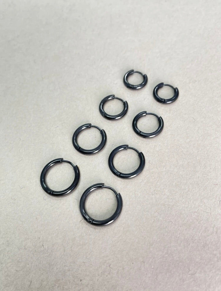 4 pairs Minimalist Hoop Earrings in gun black