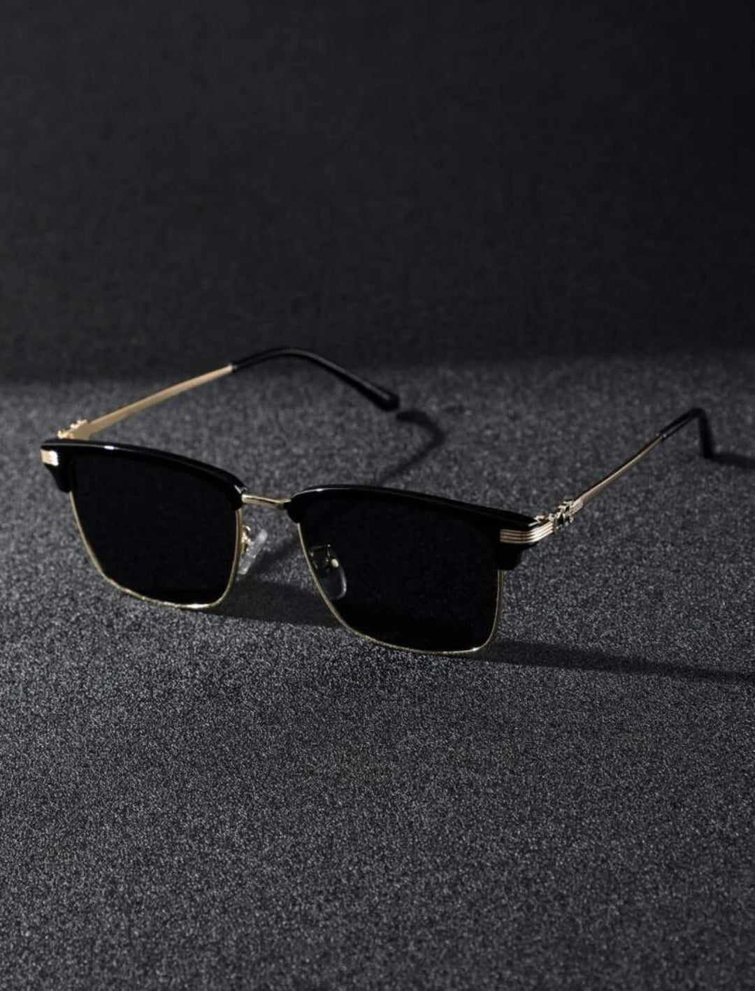 Minimalist Gold Frame Sun Glasses