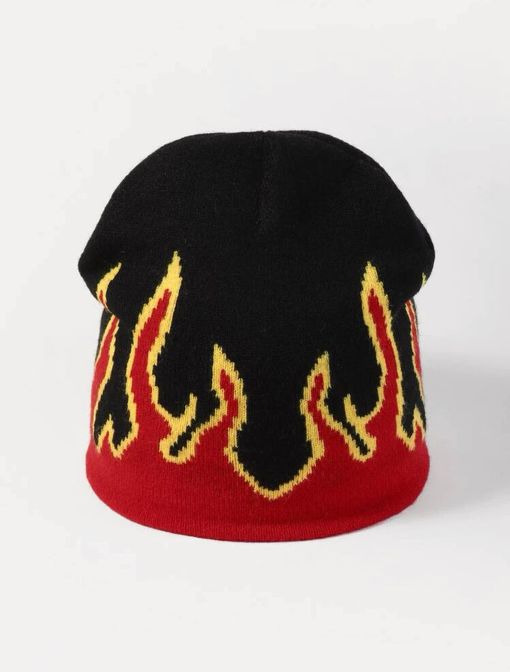 Flame Print Beanie in black/red