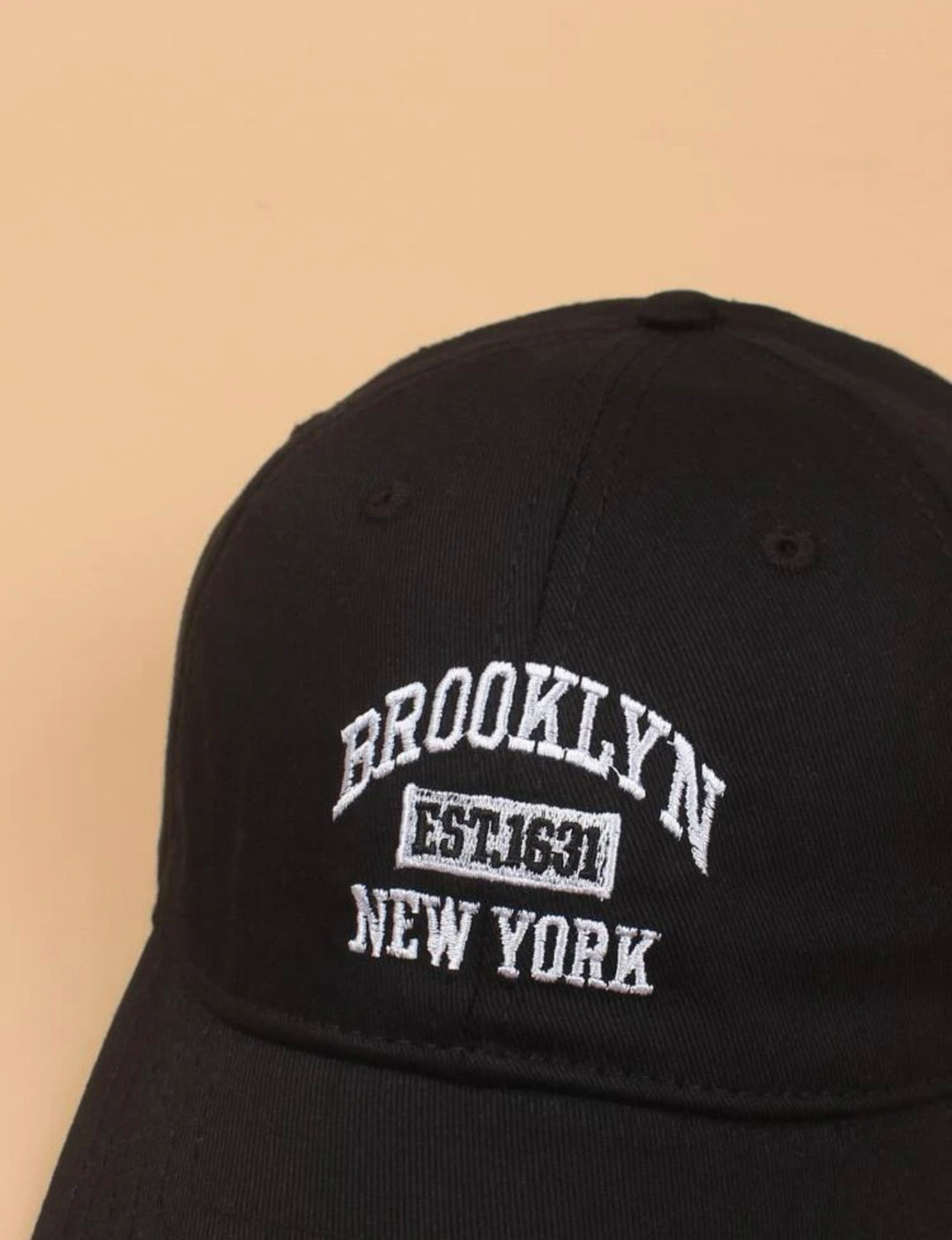 Brooklyn Embroided Baseball Cap in black