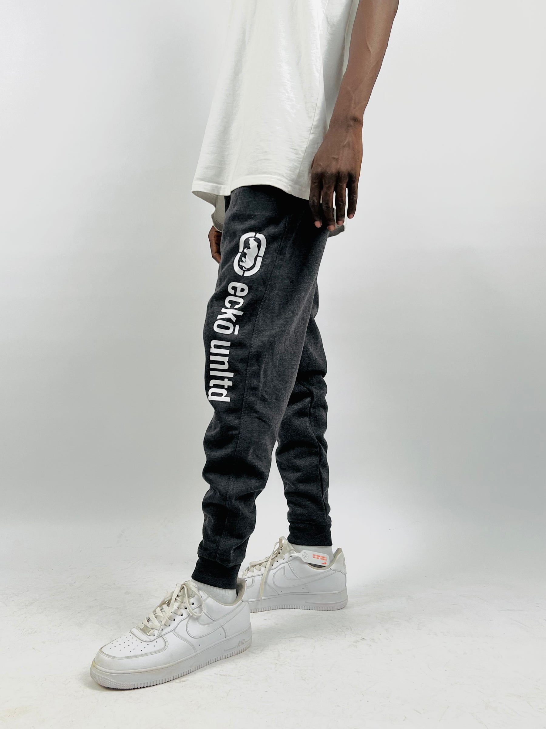 Ecko Unltd jogger pants in gray Garmisland