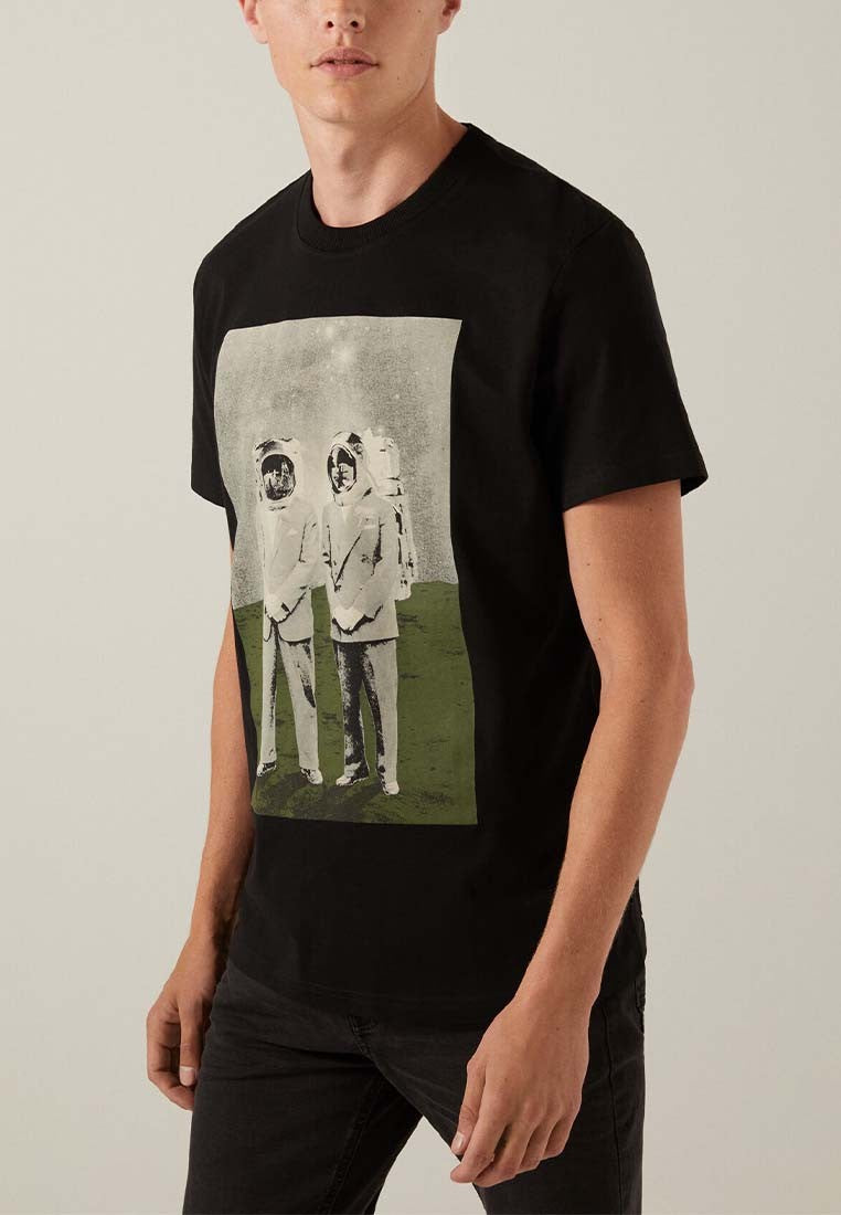 Springfield astronaut t-shirt in black