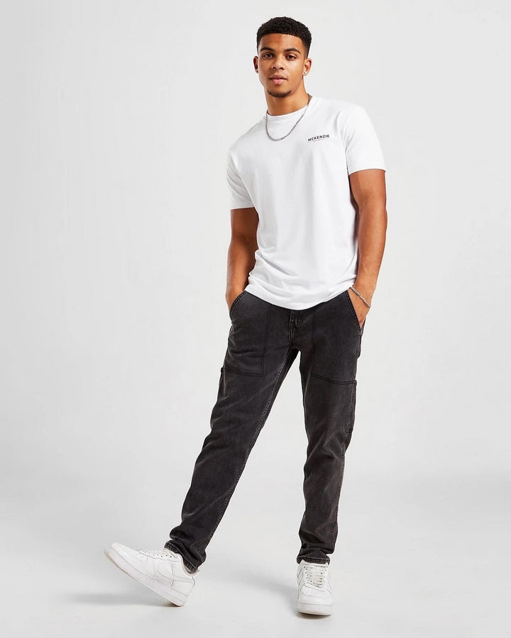 McKenzie Essential Logo T-shirt in white