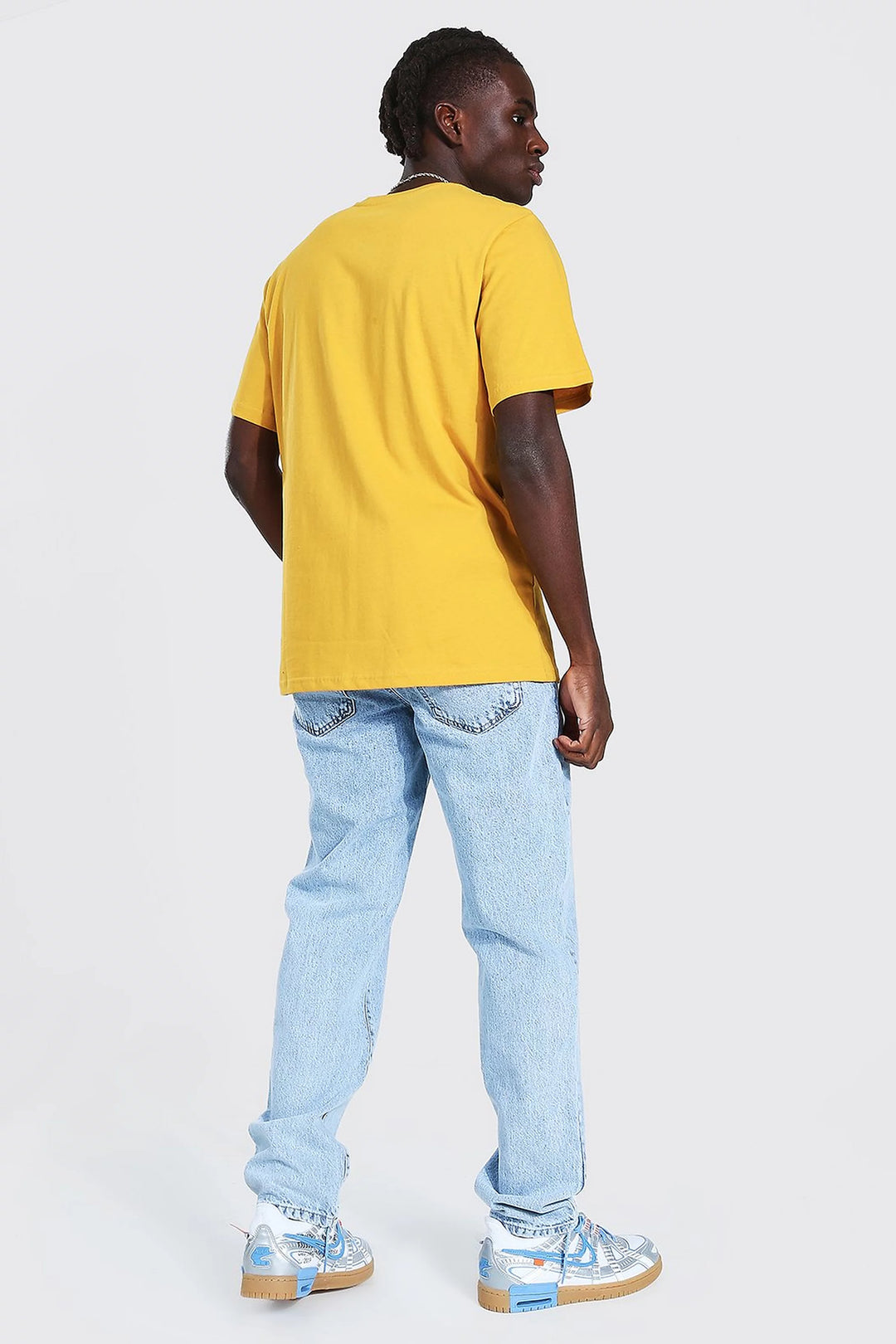 BOOHOOMAN RELAXED FIT JEANS IN LIGHT BLUE