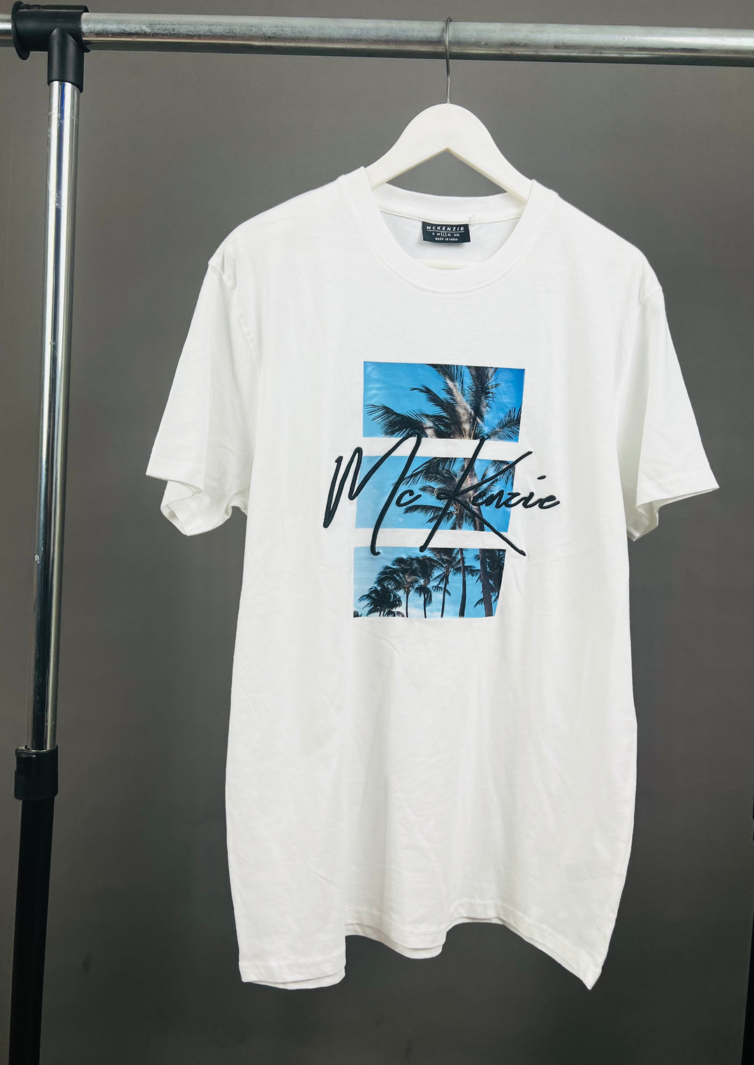 McKenzie Photoprint T-shirt in white