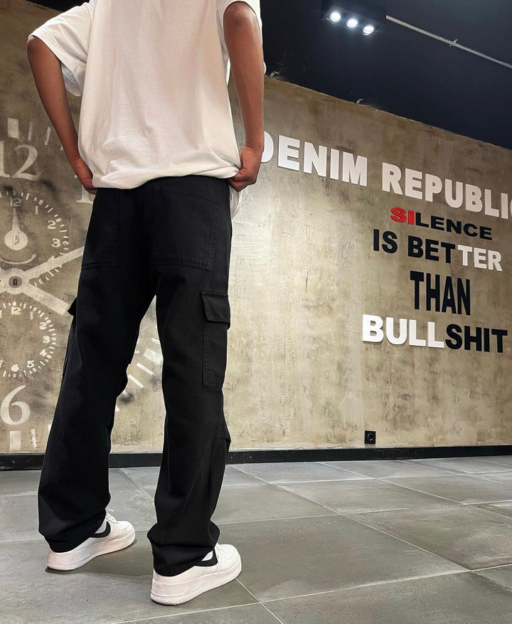 Denim republic cargo pants in black