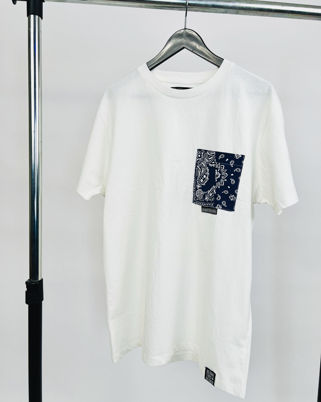 Piazza Italia Man Bandana Pocket T-shirt in white