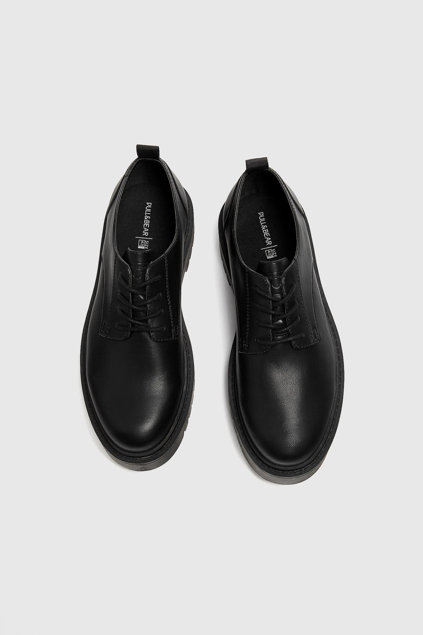 Pull&Bear lace up track Chunky shoes in black