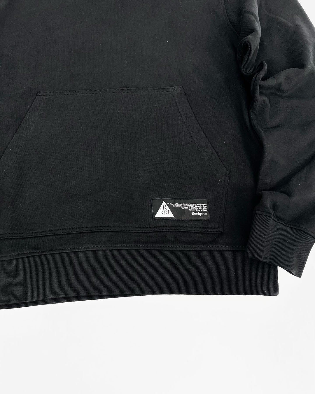 Rockport Hoodie in black