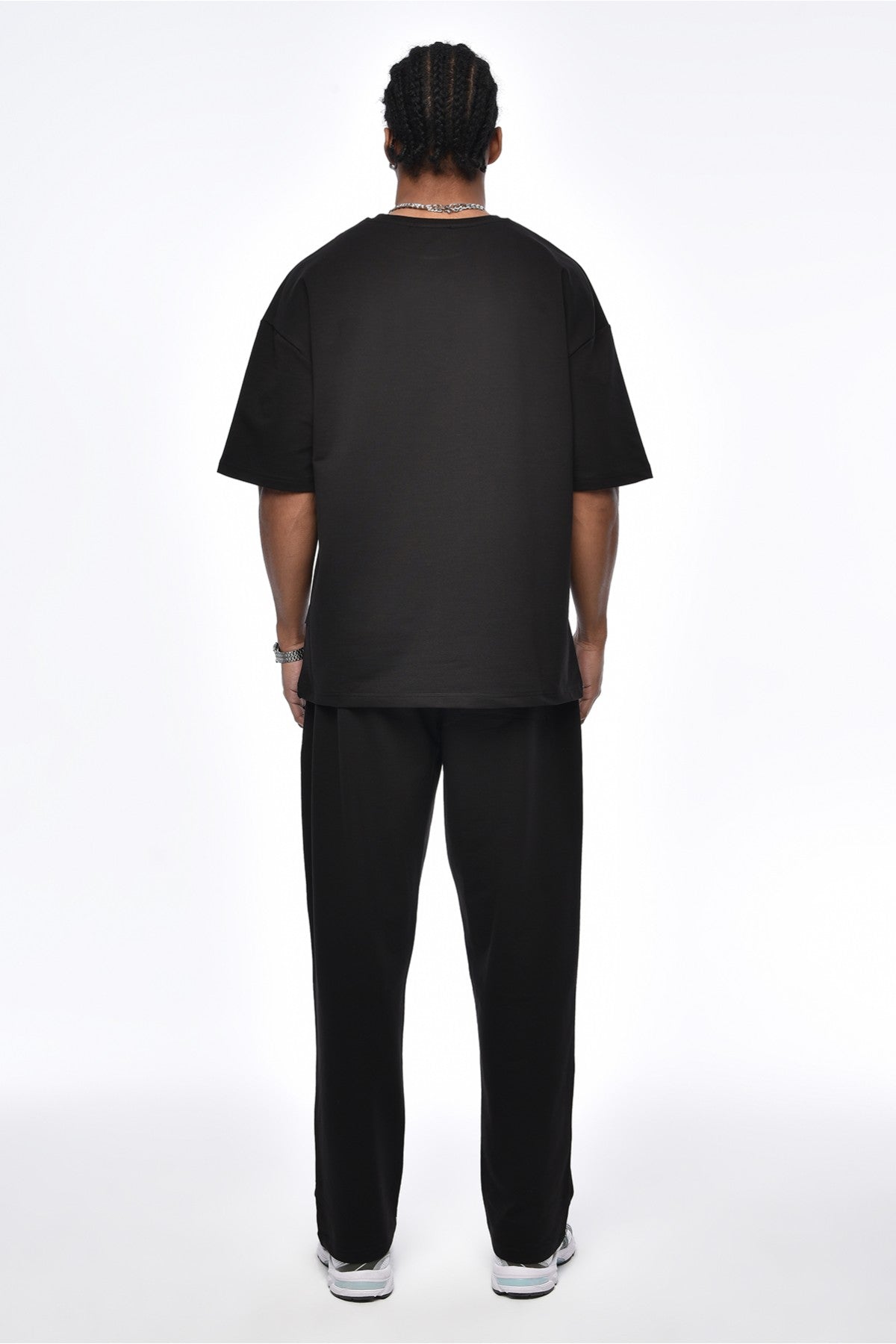Vamos Essence Of Life Basic Oversize T-shirt & Trouser Set in Black