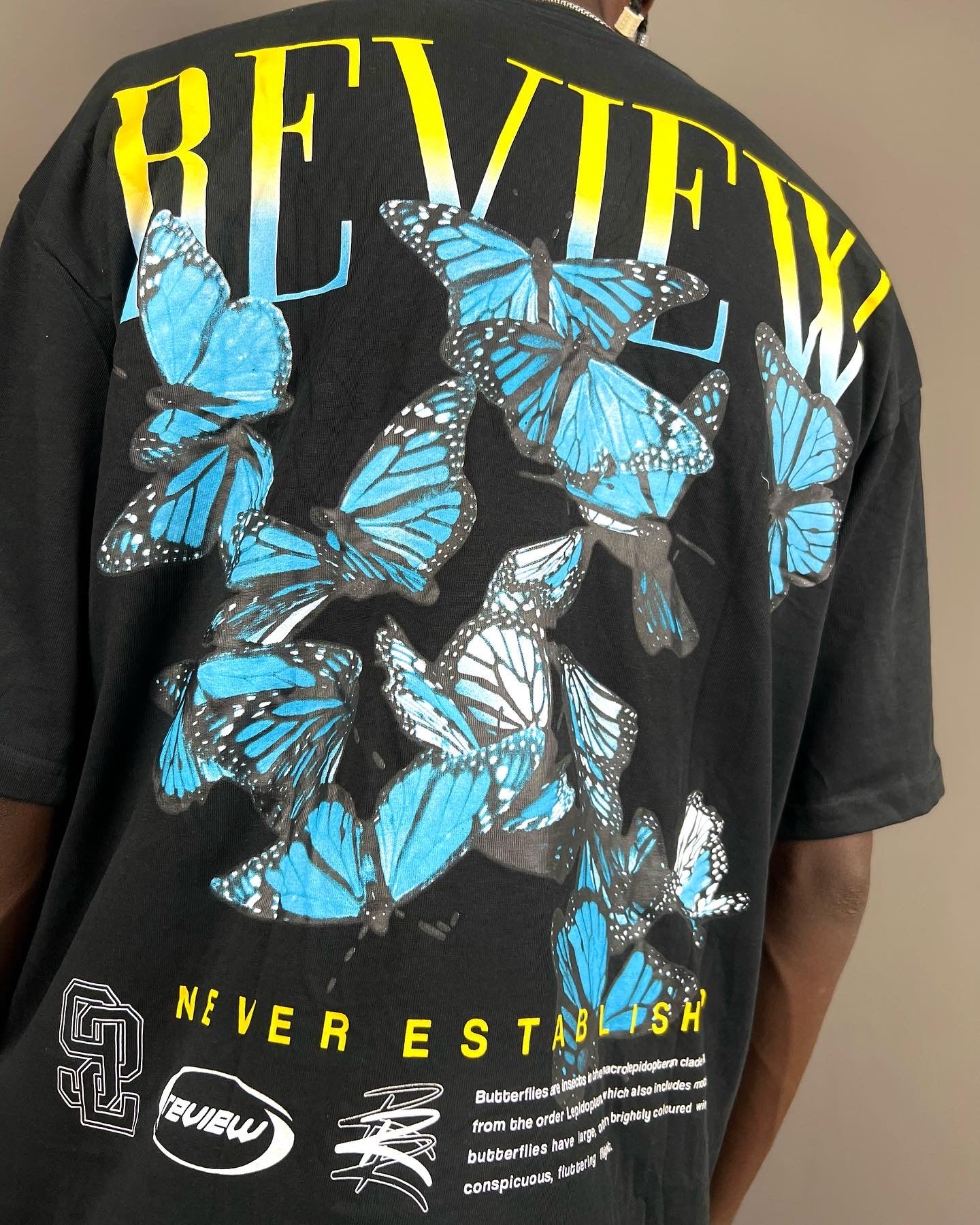 Review Oversized Butterfly Front print T-shirt in black
