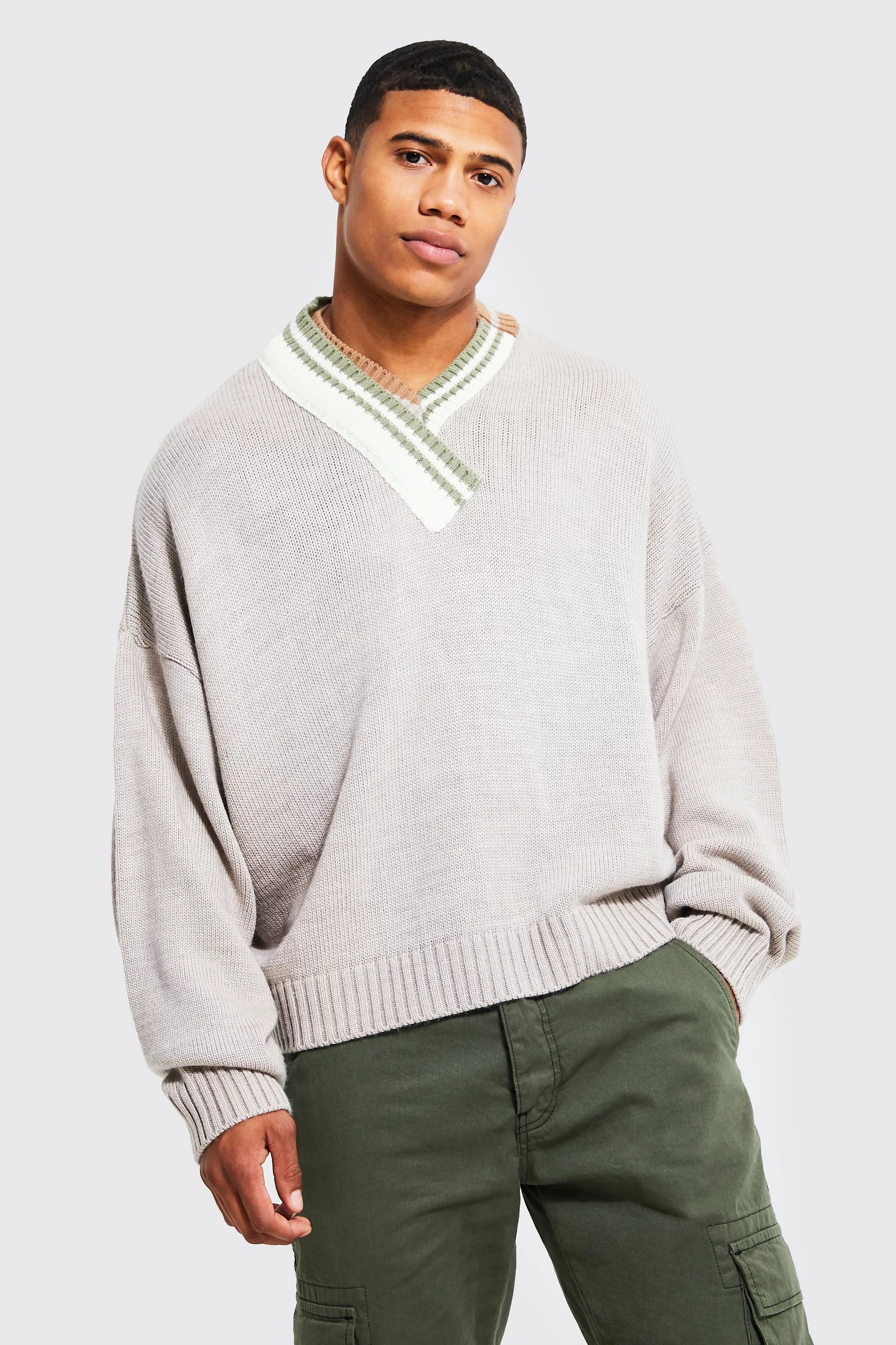 BOOHOOMAN BOXY VARSITY ASYMETRIC RIB JUMPER – Garmisland