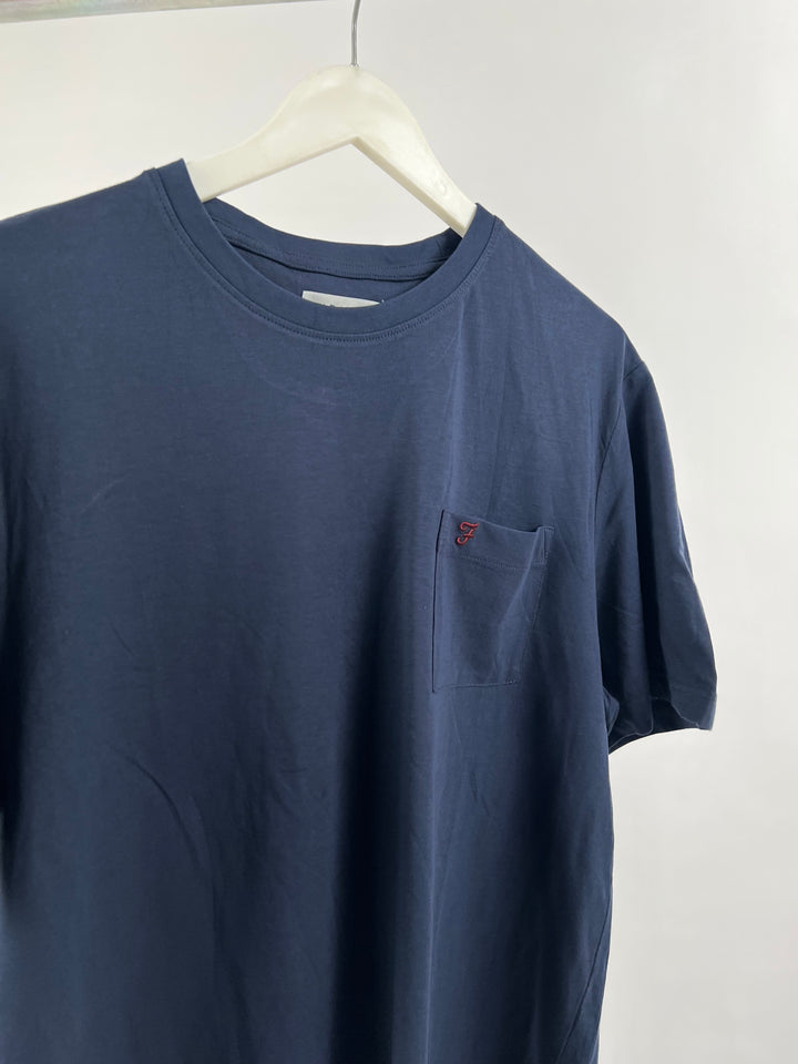 Farah Pocket T-shirt in navy