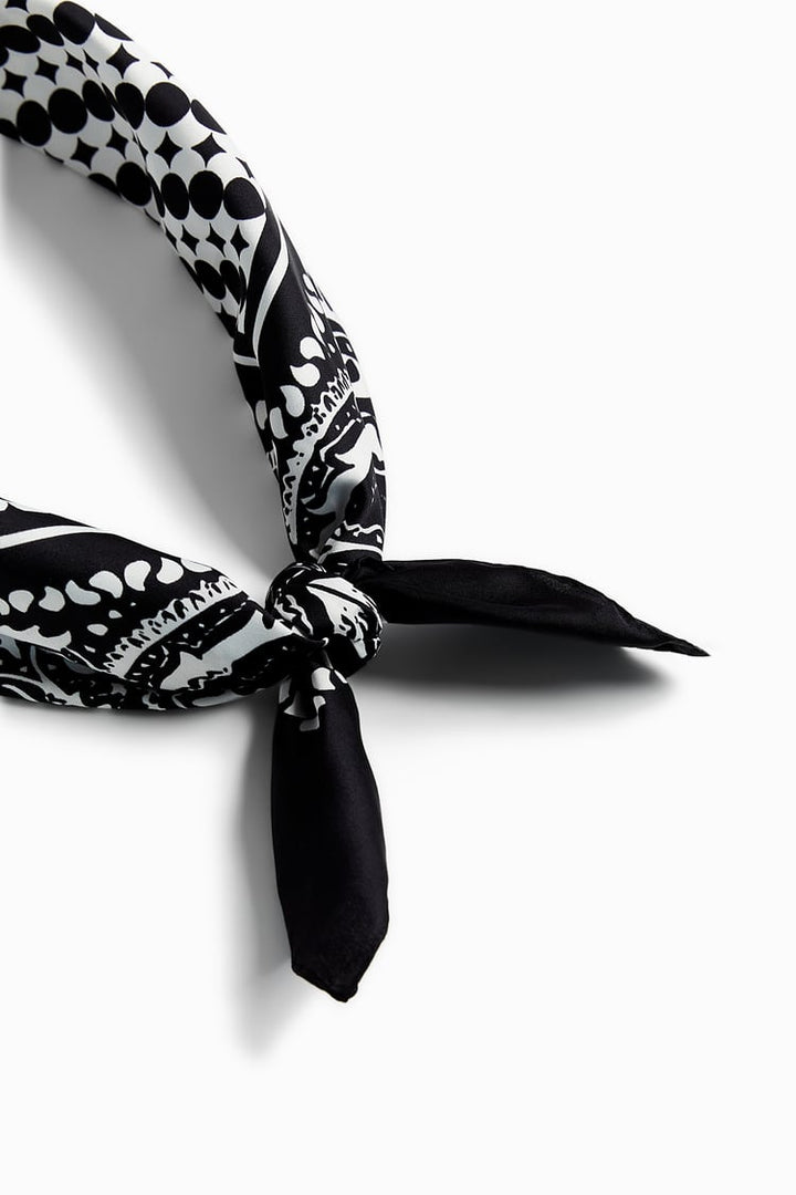 ZARA PRINTED BANDANNA