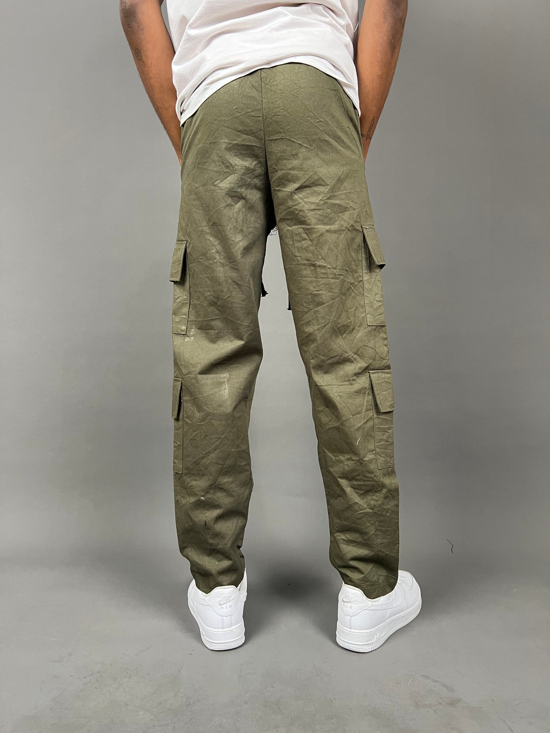 Multi pocket cargo pants in green